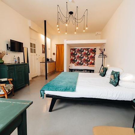 Hotel Zilt Studio'S 弗利辛恩 外观 照片