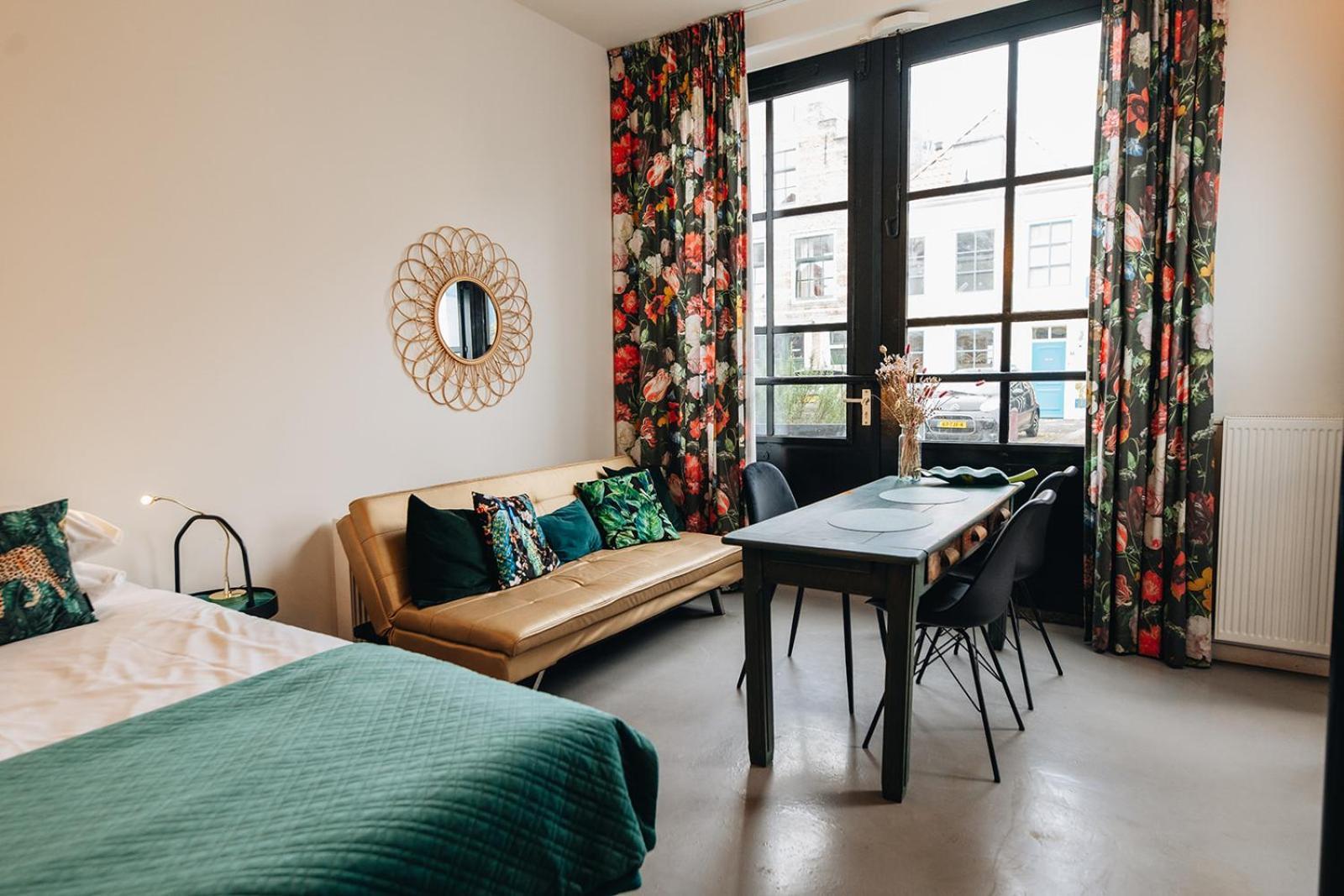 Hotel Zilt Studio'S 弗利辛恩 外观 照片
