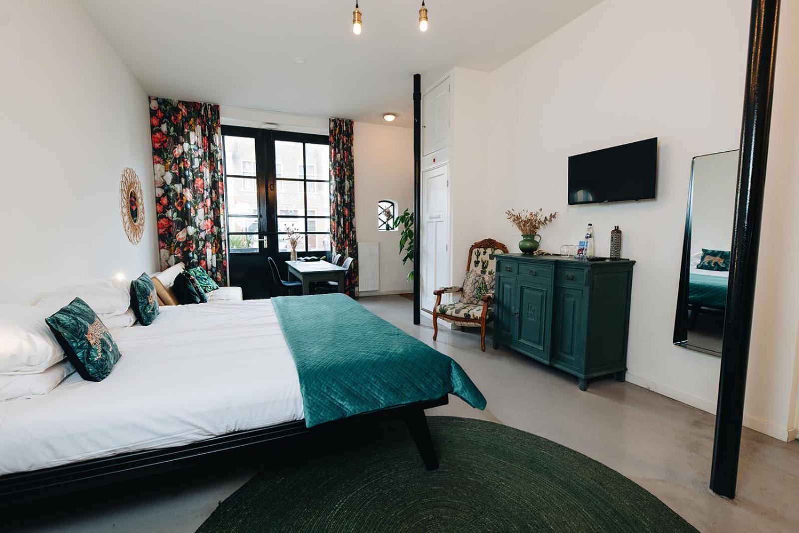 Hotel Zilt Studio'S 弗利辛恩 外观 照片